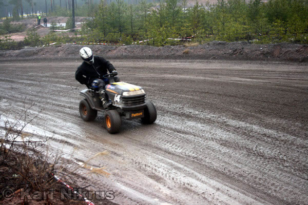 Ruohonleikkureiden 3h kest�vyysajot 05.04.2008