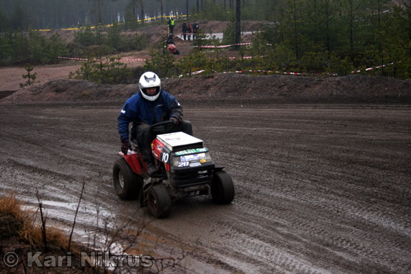 Ruohonleikkureiden 3h kest�vyysajot 05.04.2008