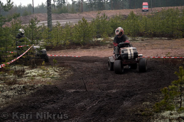 Ruohonleikkureiden 3h kest�vyysajot 05.04.2008