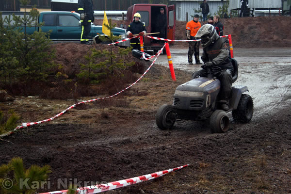 Ruohonleikkureiden 3h kest�vyysajot 05.04.2008