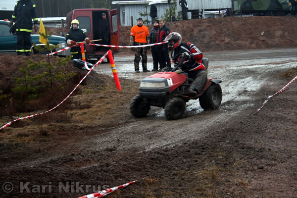 Ruohonleikkureiden 3h kest�vyysajot 05.04.2008