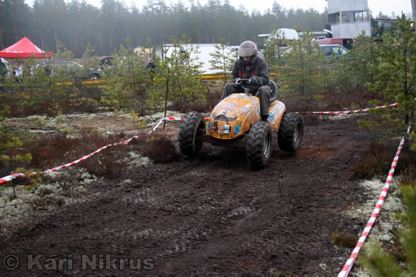 Ruohonleikkureiden 3h kest�vyysajot 05.04.2008