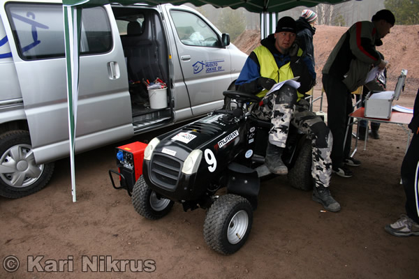 Ruohonleikkureiden 3h kest�vyysajot 05.04.2008