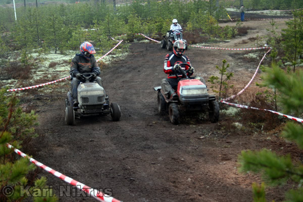 Ruohonleikkureiden 3h kest�vyysajot 05.04.2008