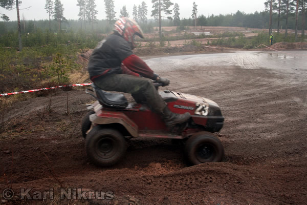 Ruohonleikkureiden 3h kest�vyysajot 05.04.2008
