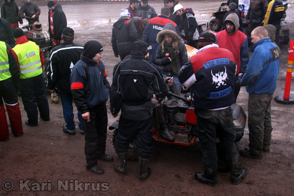 Ruohonleikkureiden 3h kest�vyysajot 05.04.2008