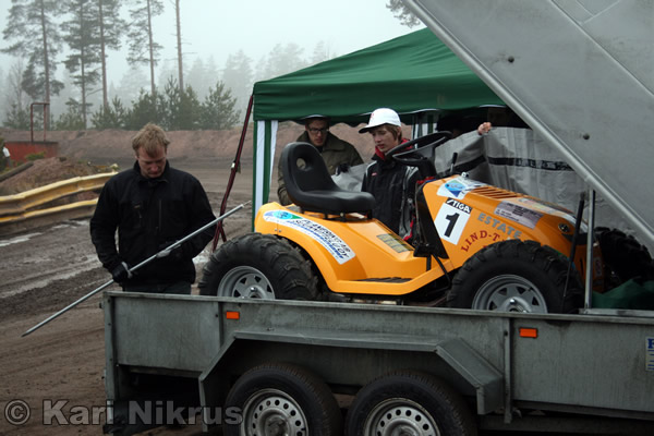 Ruohonleikkureiden 3h kest�vyysajot 05.04.2008