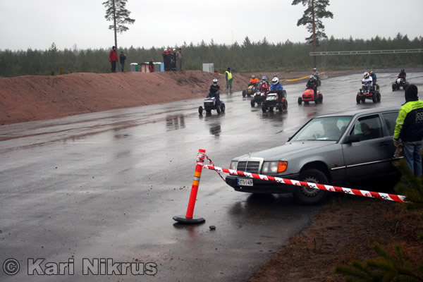 Ruohonleikkureiden 3h kest�vyysajot 05.04.2008