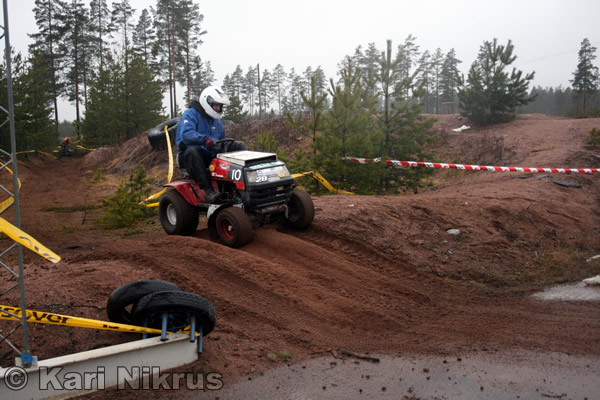 Ruohonleikkureiden 3h kest�vyysajot 05.04.2008