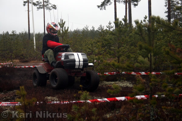 Ruohonleikkureiden 3h kest�vyysajot 05.04.2008