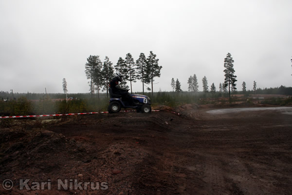 Ruohonleikkureiden 3h kest�vyysajot 05.04.2008