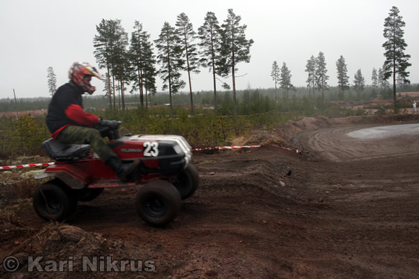 Ruohonleikkureiden 3h kest�vyysajot 05.04.2008