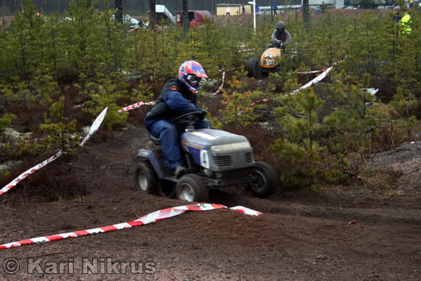 Ruohonleikkureiden 3h kest�vyysajot 05.04.2008