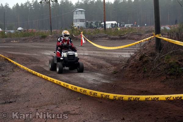 Ruohonleikkureiden 3h kest�vyysajot 05.04.2008