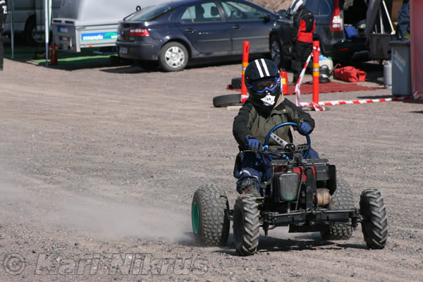Ruohonleikkureiden 3h kest�vyysajot 18.04.2009