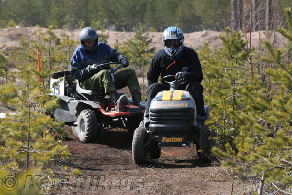 Ruohonleikkureiden 3h kest�vyysajot 18.04.2009