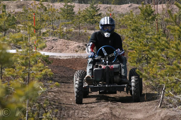 Ruohonleikkureiden 3h kest�vyysajot 18.04.2009
