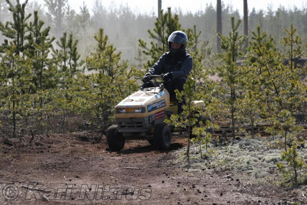 Ruohonleikkureiden 3h kest�vyysajot 18.04.2009
