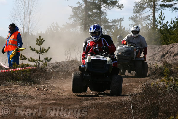 Ruohonleikkureiden 3h kest�vyysajot 18.04.2009