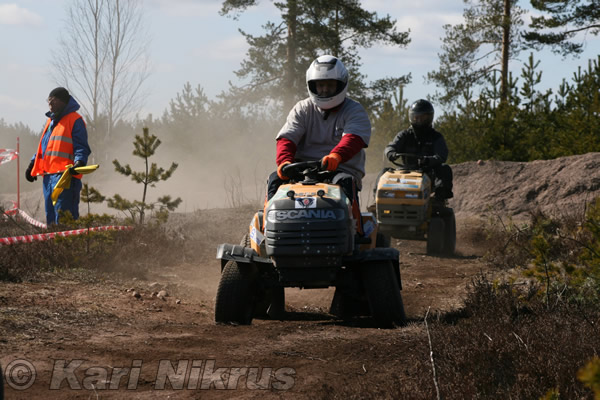 Ruohonleikkureiden 3h kest�vyysajot 18.04.2009