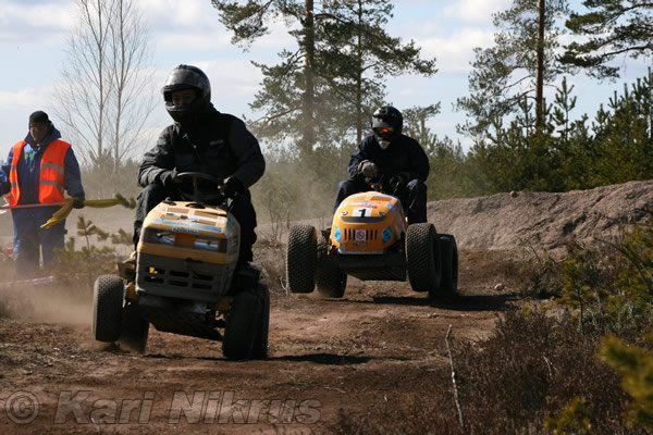 Ruohonleikkureiden 3h kest�vyysajot 18.04.2009