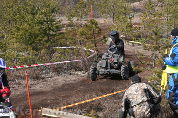 Ruohonleikkureiden 3h kest�vyysajot 18.04.2009