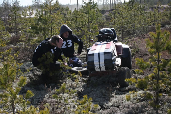 Ruohonleikkureiden 3h kest�vyysajot 18.04.2009