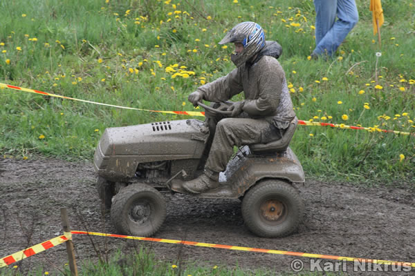 Ruohonleikkureiden 3h kest�vyysajot 26.5.2007