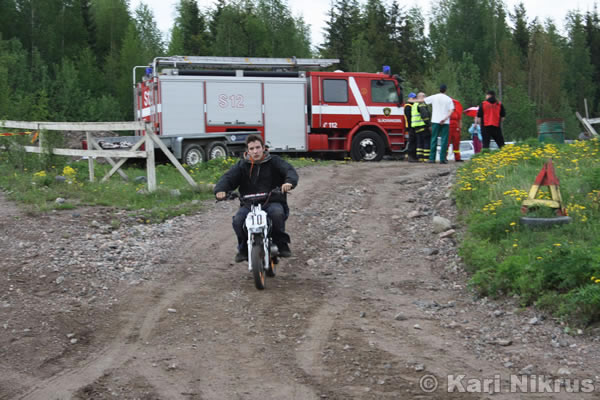 Ruohonleikkureiden 3h kest�vyysajot 26.5.2007