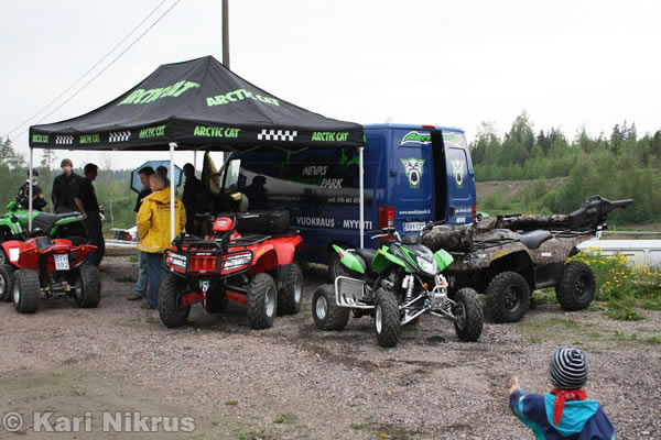 Ruohonleikkureiden 3h kest�vyysajot 26.5.2007