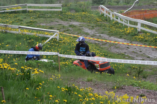 Ruohonleikkureiden 3h kest�vyysajot 26.5.2007