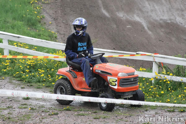 Ruohonleikkureiden 3h kest�vyysajot 26.5.2007