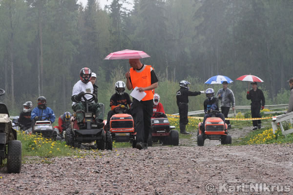 Ruohonleikkureiden 3h kest�vyysajot 26.5.2007