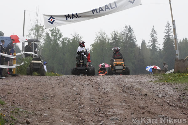 Ruohonleikkureiden 3h kest�vyysajot 26.5.2007