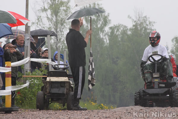 Ruohonleikkureiden 3h kest�vyysajot 26.5.2007