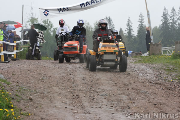 Ruohonleikkureiden 3h kest�vyysajot 26.5.2007