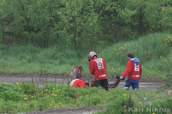 Ruohonleikkureiden 3h kest�vyysajot 26.5.2007