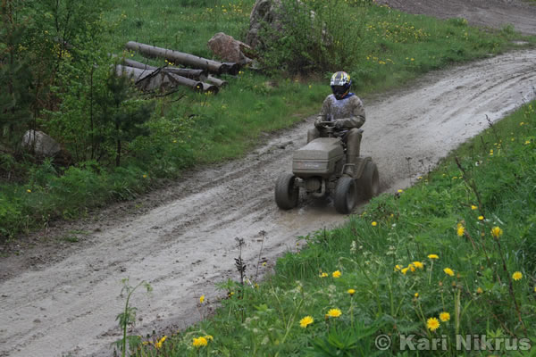 Ruohonleikkureiden 3h kest�vyysajot 26.5.2007