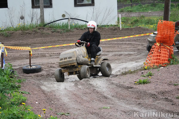 Ruohonleikkureiden 3h kest�vyysajot 26.5.2007