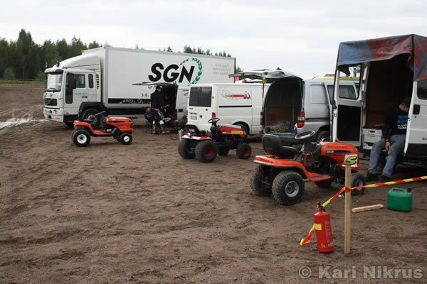 Ruohonleikkureiden 3h kest�vyysajot 26.5.2007
