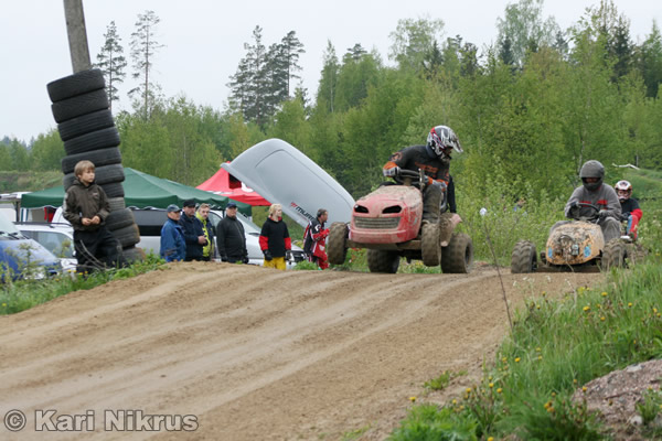 Ruohonleikkureiden 3h kest�vyysajot 18.05.2008