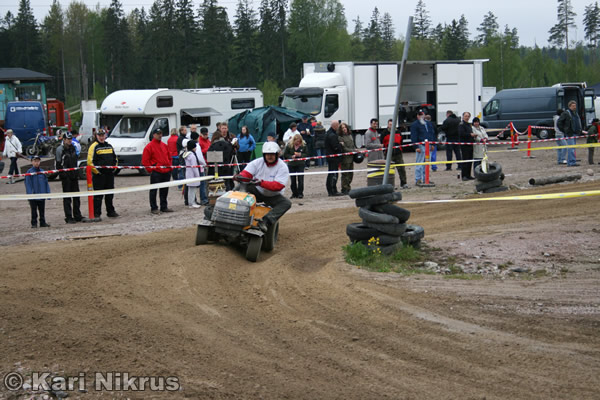 Ruohonleikkureiden 3h kest�vyysajot 18.05.2008