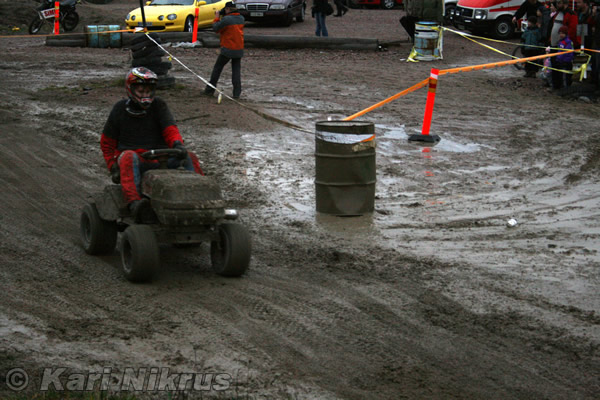 Ruohonleikkureiden 3h kest�vyysajot 8.11.2008