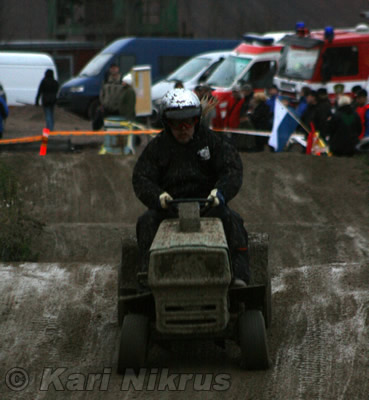 Ruohonleikkureiden 3h kest�vyysajot 8.11.2008