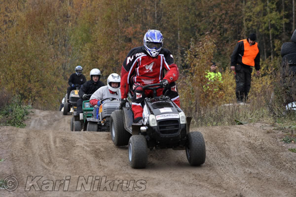 Ruohonleikkureiden 3h kest�vyysajot 17.10.2009