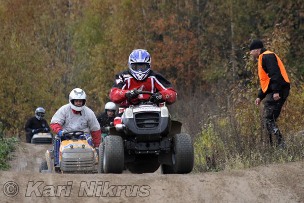 Ruohonleikkureiden 3h kest�vyysajot 17.10.2009