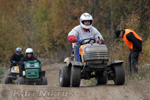 Ruohonleikkureiden 3h kest�vyysajot 17.10.2009