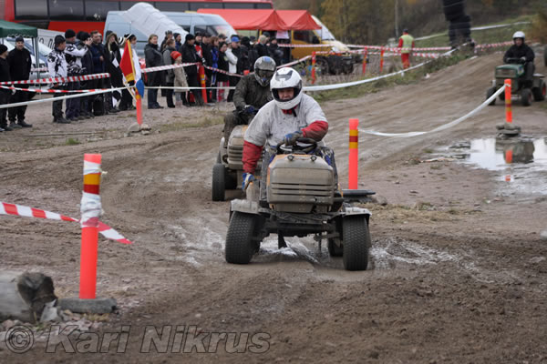 Ruohonleikkureiden 3h kest�vyysajot 17.10.2009