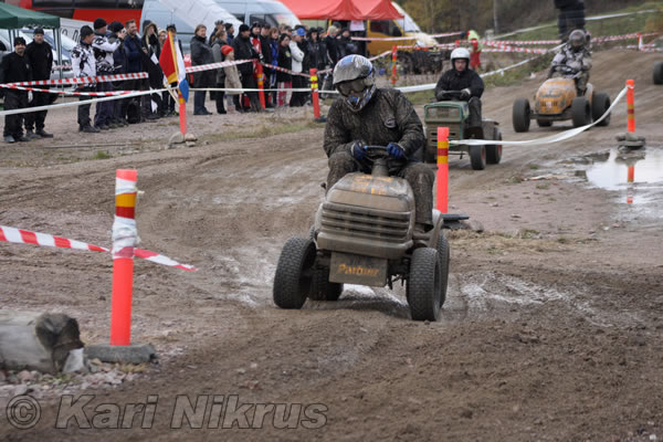 Ruohonleikkureiden 3h kest�vyysajot 17.10.2009