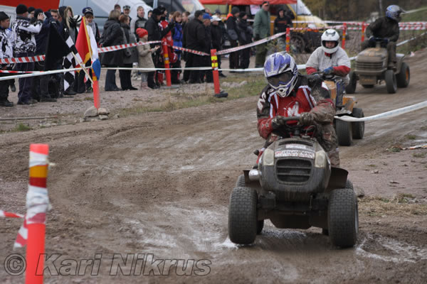 Ruohonleikkureiden 3h kest�vyysajot 17.10.2009